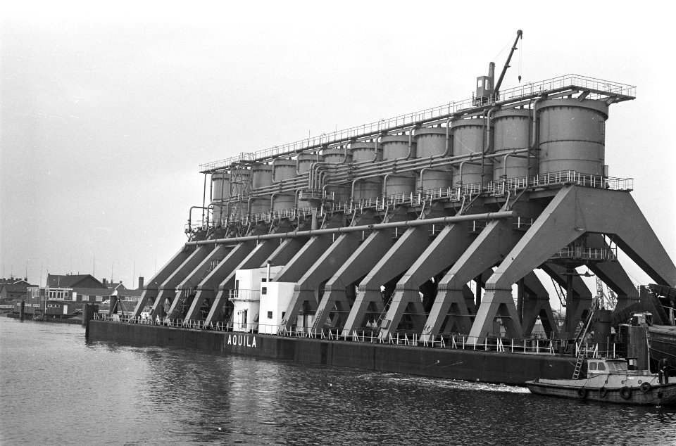 Zeezandproject in Noordzee bij IJmuiden ontziltingsinstallatie Aquila, Bestanddeelnr 921-9999