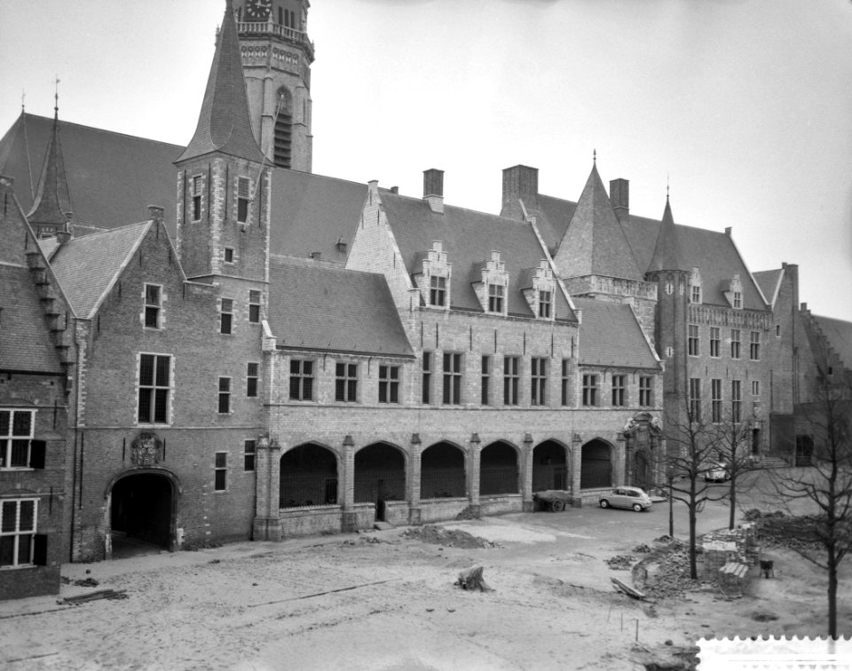 Zeeuws provinciehuis in Middelburg dat op 17 mei aanstaande door koningin Julian, Bestanddeelnr 911-1677