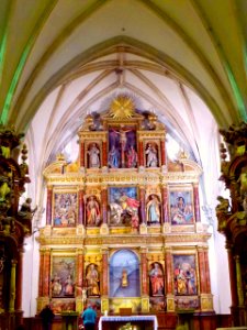 Zegama - Iglesia de San Martín de Tours, interiores, retablo mayor 01