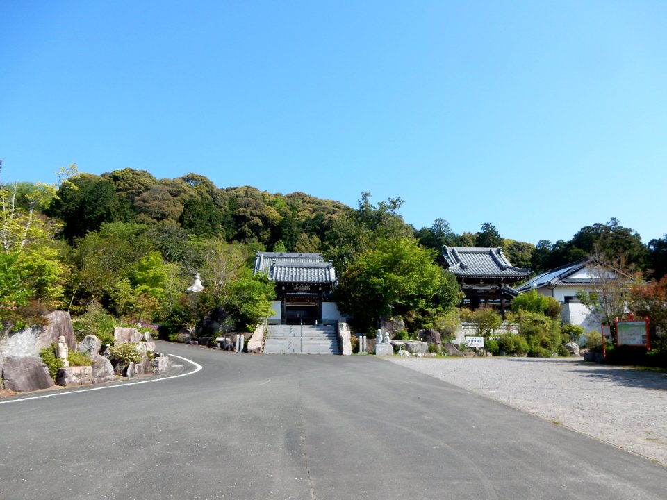 Zenjuji, in Toyokawa, Aichi (2018-04-21) 02