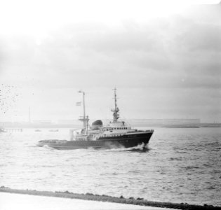 Zeesleper De Witte Zee (III) bij aanvang van de eerste proefvaart, Bestanddeelnr 919-5602