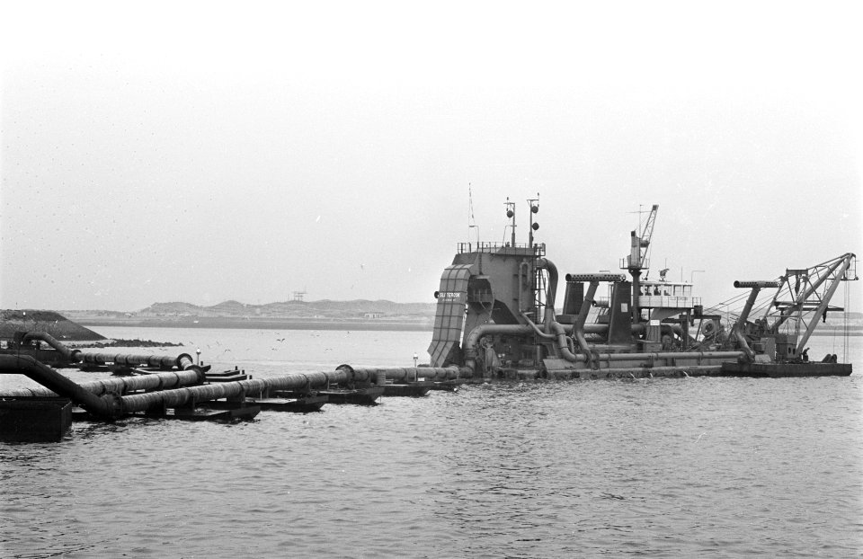 Zeezandproject in Noordzee bij IJmuiden de Bufferput, Bestanddeelnr 921-9998