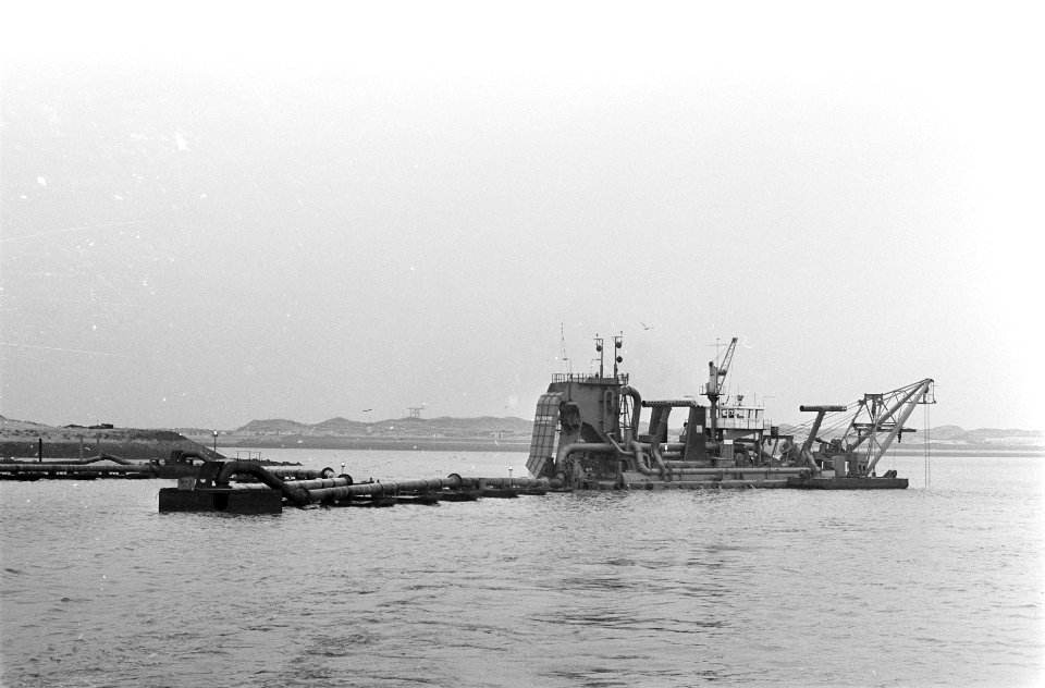 Zeezandproject in Noordzee bij IJmuiden de Bufferput, Bestanddeelnr 921-9997