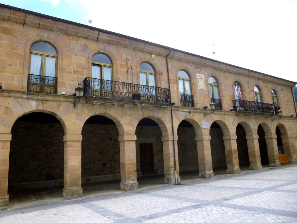 Zegama - Ayuntamiento 1