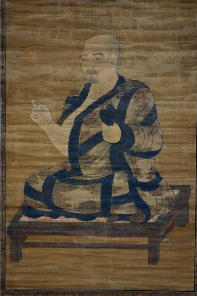 Zenmui (Subhakarasimha), the fifth patriarch of the Eight Patriarchs of the Shingon School of Buddhism, Kamakura period, dated 1314 (Showa 3), color on silk, view 2 - Tokyo National Museum - DSC05750