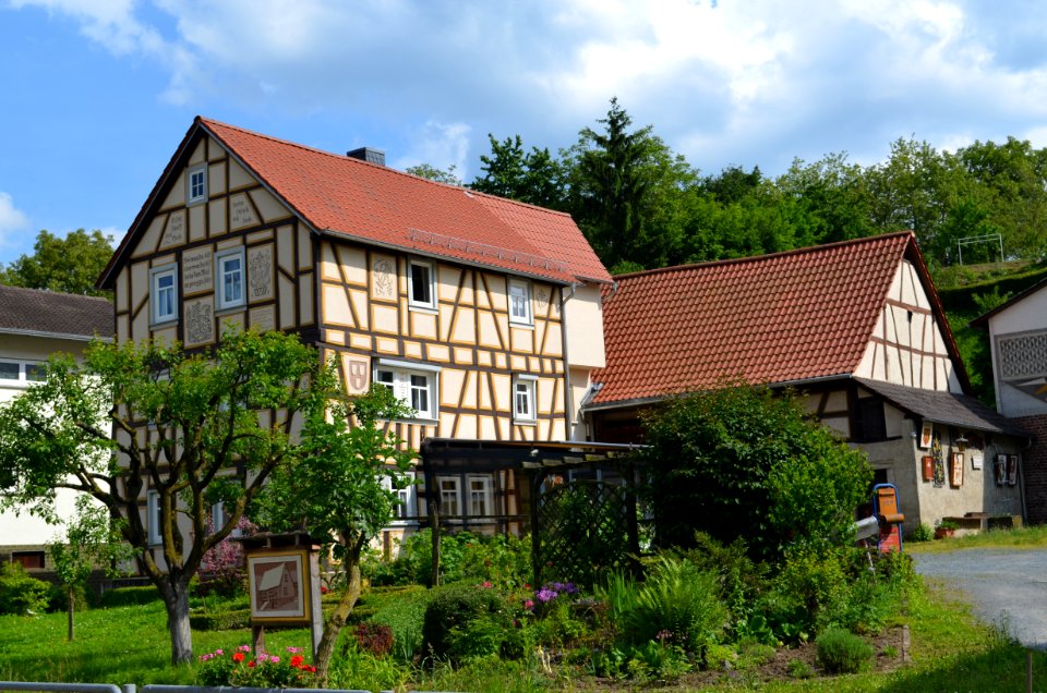 Zell (Bensheim), Gronauer Straße 129 (1)