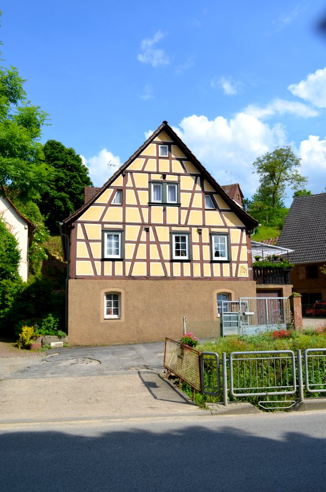 Zell (Bensheim), Gronauer Straße 149 (1)