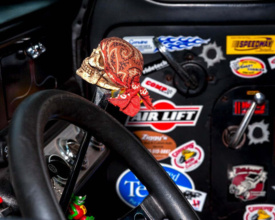 Dragstrip skull coupe