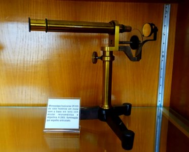 Zeiss microscope with A-269 objective - Museu Botânico da Universidade de Coimbra - University of Coimbra - Coimbra, Portugal - DSC08988