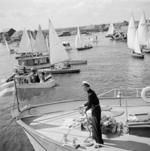 Zeilboten op een Fries meer, Bestanddeelnr 255-7449
