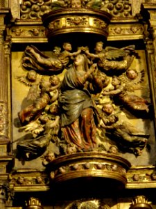 Zarauz - Iglesia de Santa María la Real, interiores, retablo mayor 05
