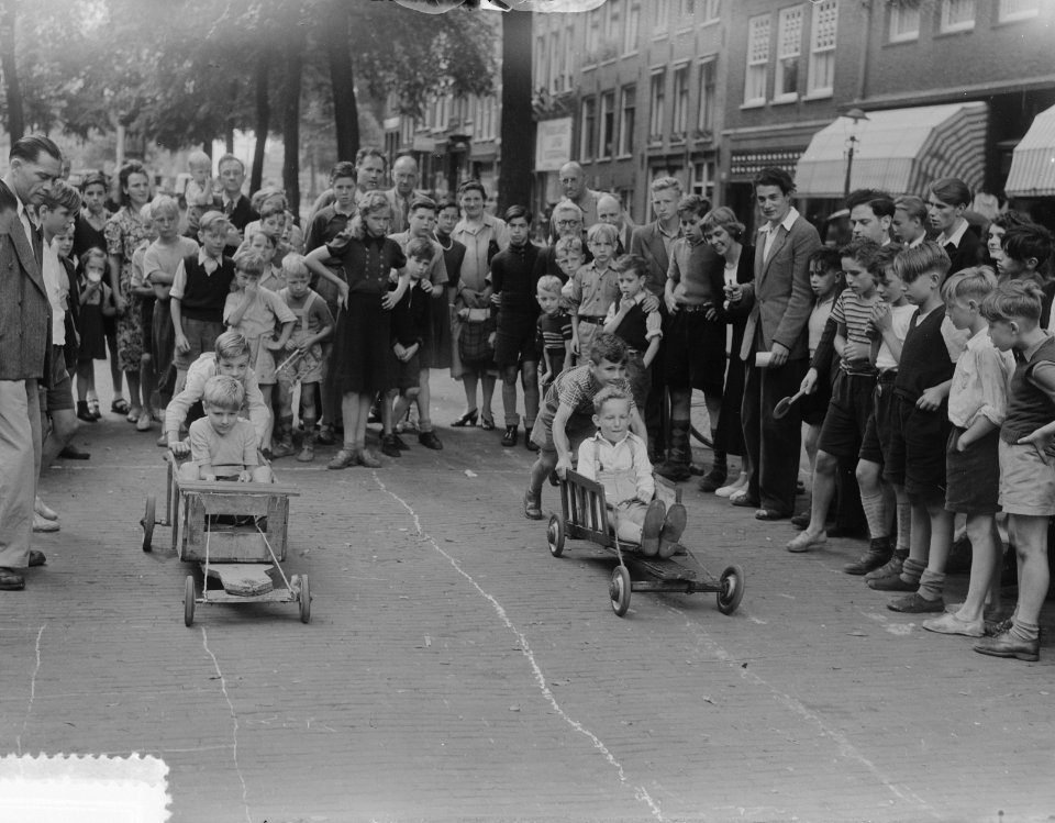 Zeepkistenrace Elandsgracht (Jordaan) Amsterdam, Bestanddeelnr 904-7078