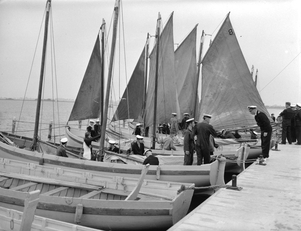 Zeekadettenkorps Nederland te gast bij de Koninklijke Marine te Hilversum, Bestanddeelnr 909-7630