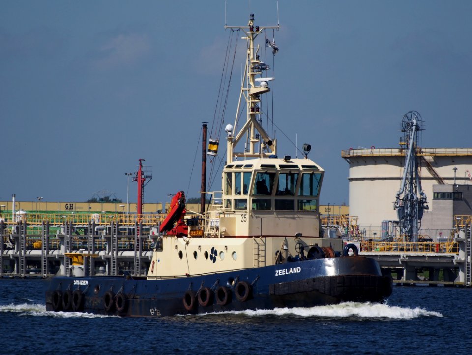 Zeeland - IMO 8117483, Port of Amsterdam, pic1