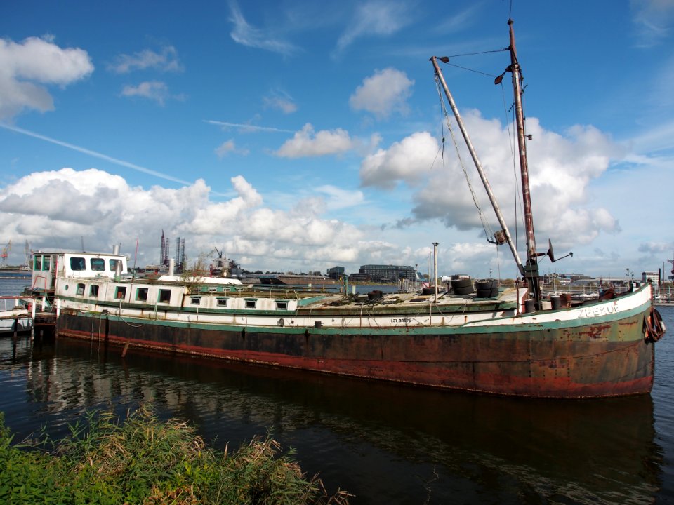 Zeekoe at the Nieuwe Houthaven, Port of Amsterdam, pic1