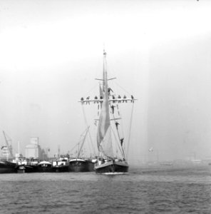 Zeilschip De Eendracht bezoekt Amsterdam, Bestanddeelnr 929-3671
