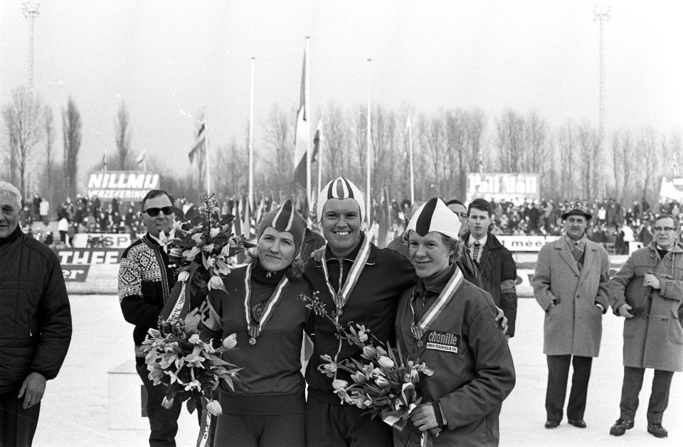 WK schaatsen te Deventer dames, Bestanddeelnr 920-0892