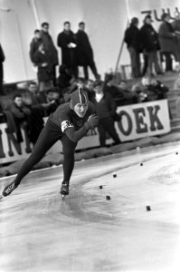 WK schaatsen te Deventer dames, de Russin Skoblikova in aktie, Bestanddeelnr 920-0883