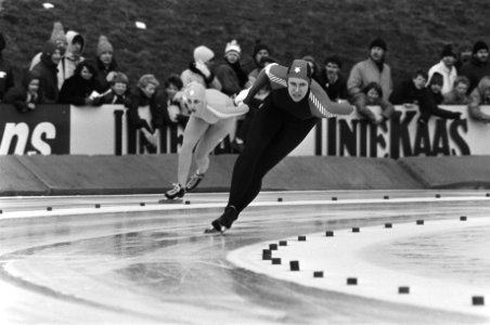 WK Sprint schaatsen in Alkmaar. Alie Boorsma in aktie, Bestanddeelnr 931-9585