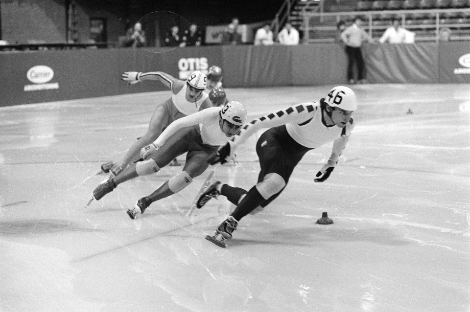 WK shorttrack voor dames en heren in de Edenhal in Amsterdam Nederlands kampioe, Bestanddeelnr 933-2680
