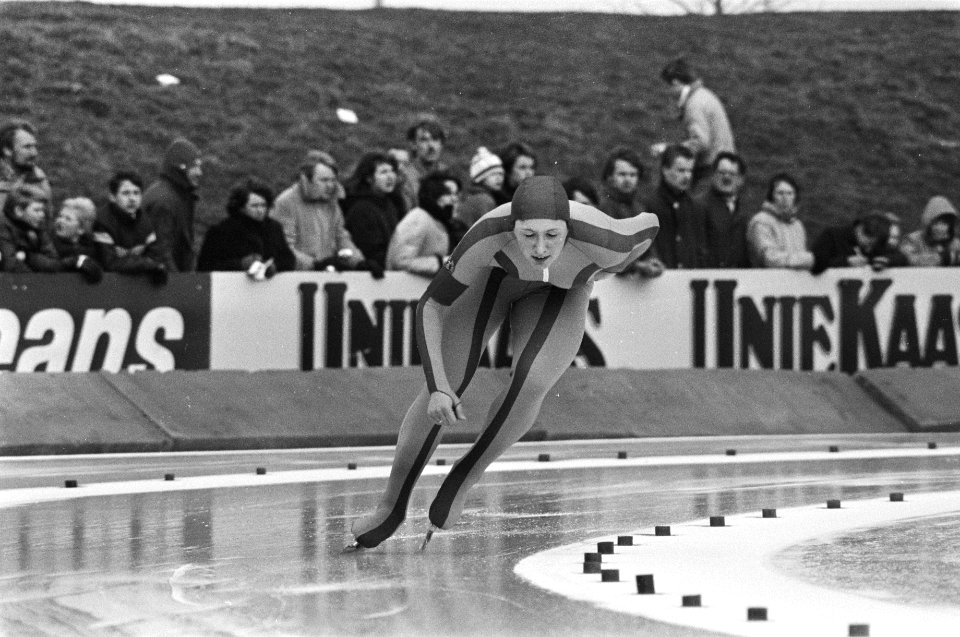WK Sprint schaatsen in Alkmaar. Karin Bush in aktie, Bestanddeelnr 931-9584
