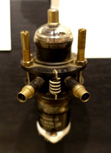 WL417A Klyston Oscillator Tube, Westinghouse, World War II - National Electronics Museum - DSC00146