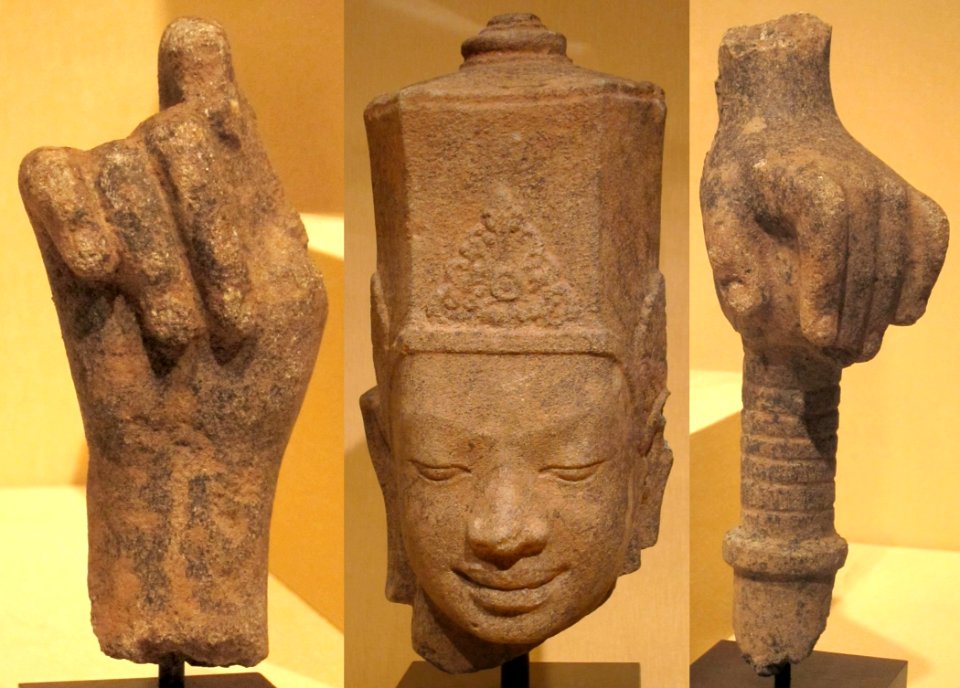 WLA haa Head and Two Hands of Vishnu Thailand Si Thep style