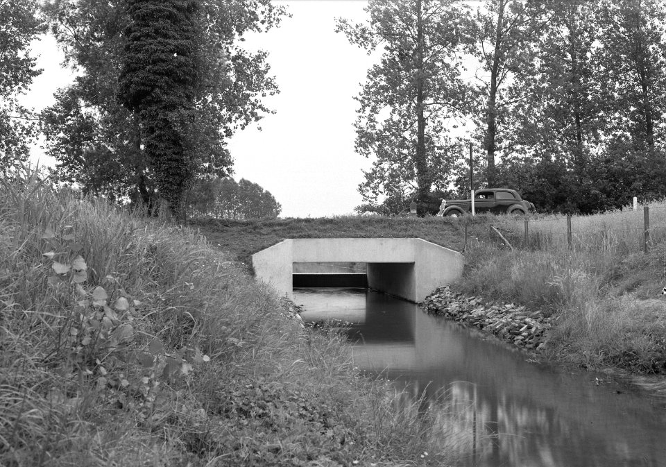Wittebrinkbrug over de Groote Beek (doho dijken), Bestanddeelnr 192-1042