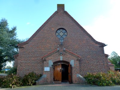 Woezik (Wijchen) RK kerk, vooraanzicht