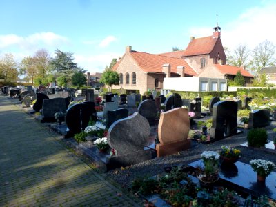 Woezik (Wijchen) RK kerk en begraafplaats