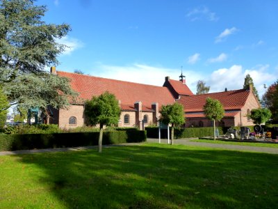 Woezik (Wijchen) RK kerk zijaanzicht zuid