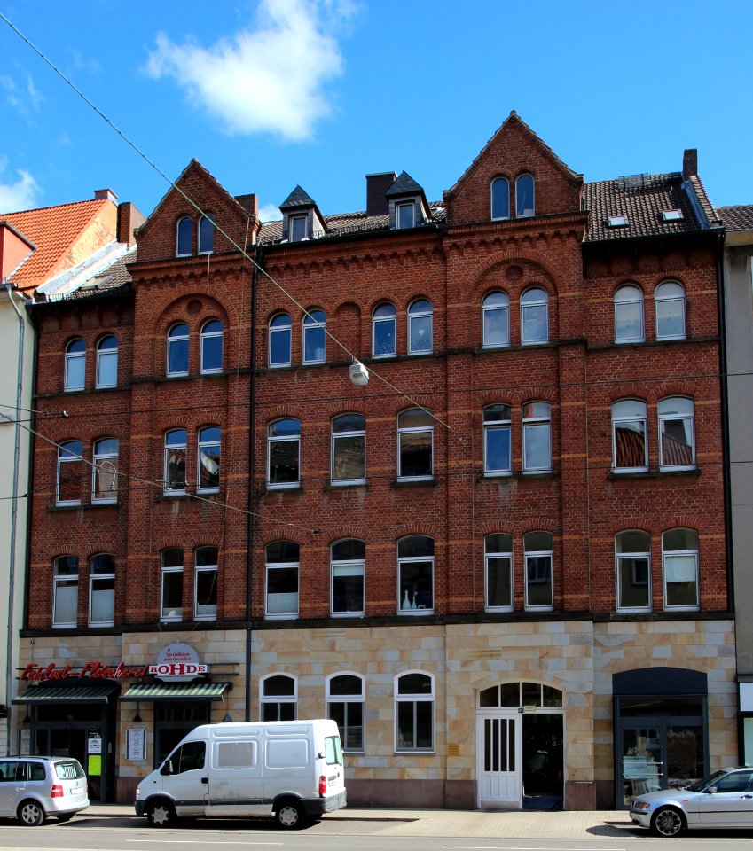 Wohn- und Geschäftshaus Frankfurter Straße 67 in Kassel