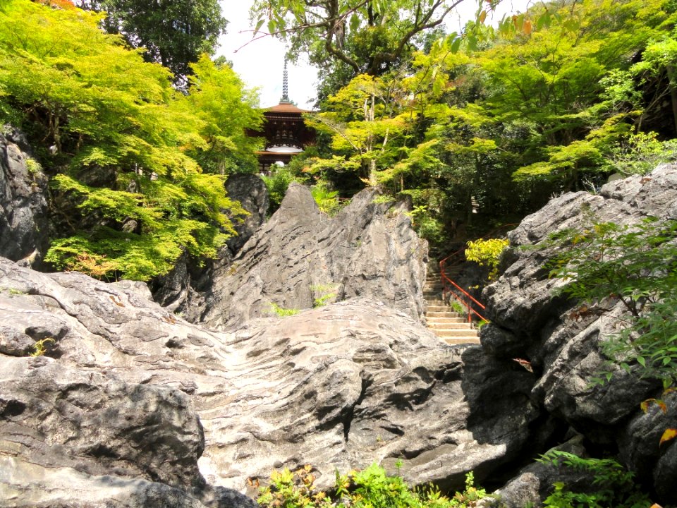 Wollastonite - Ishiyamadera - Otsu, Shiga - DSC07477