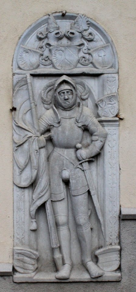 Wolfsberg - Pfarrkirche - Grabplatte1