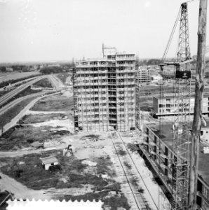 Wolkenkrabbers in aanbouw te Amstelveen, Bestanddeelnr 911-3378