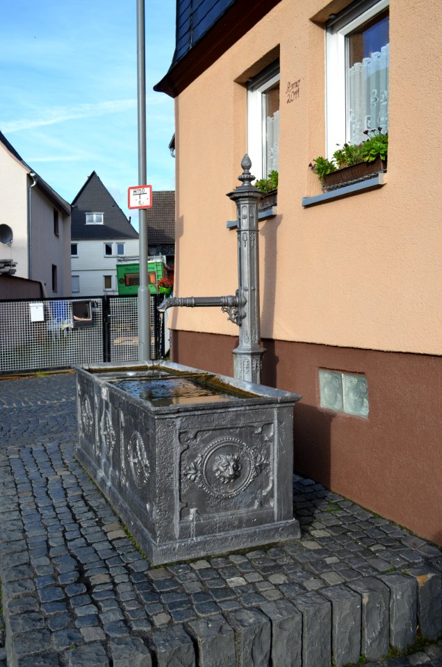 Wolfenhausen, Brunnen, Grabenstraße (bei Nr.7) (3)