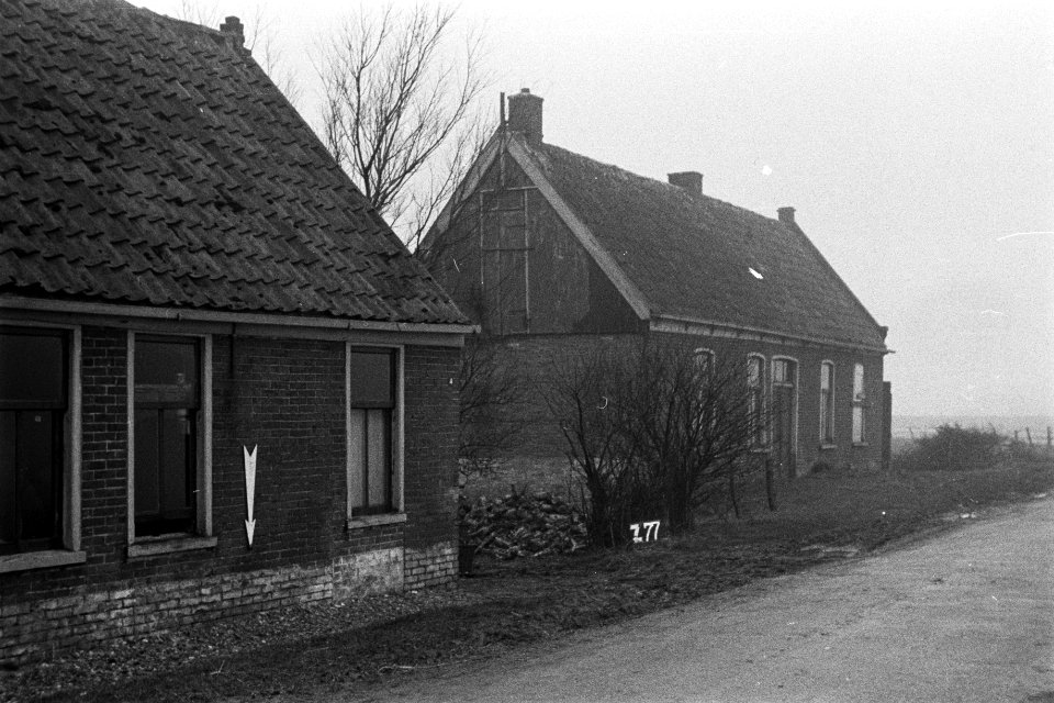 Woningen te Zijpe (Ruilverkaveling Zijpe- en Hazepolder, Bestanddeelnr 170-1488
