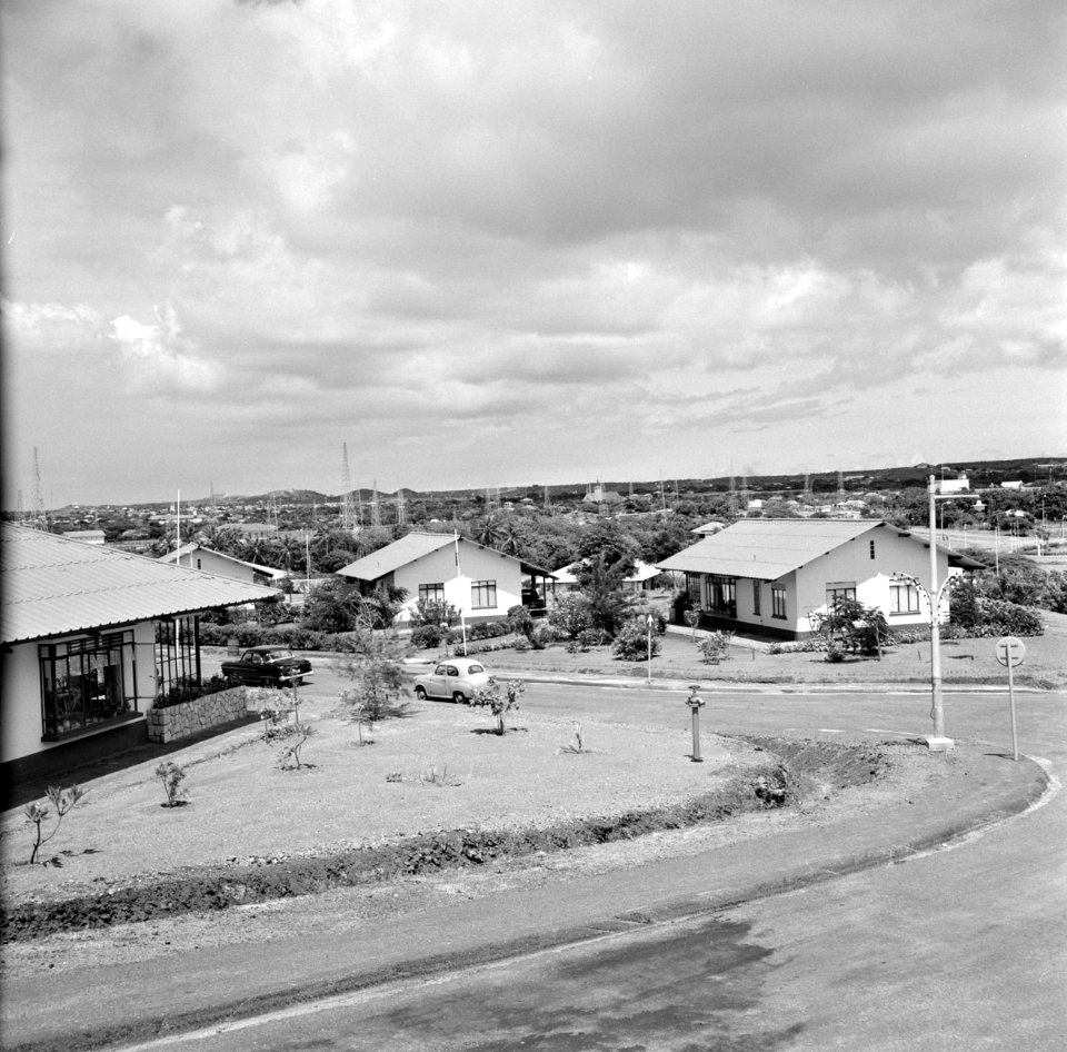 Woningen op het terrein van de Curaçaose Petroleum Industrie Maatschappij, Bestanddeelnr 252-3231