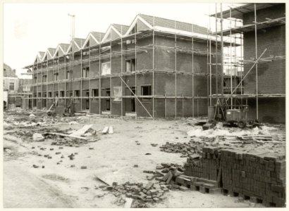 Woningen in aanbouw aan de Klaproos, NL-HlmNHA 54003774