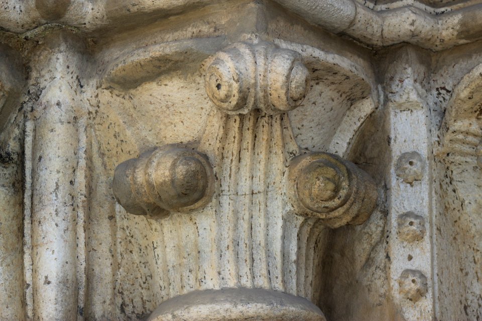 Wolfsberg - Pfarrkirche - Westportal - detail