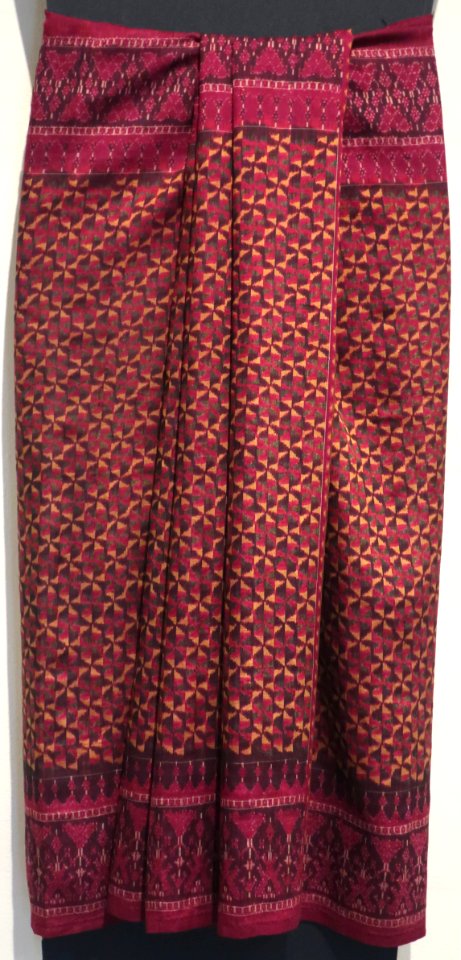 Woman's hip wrapper from Cambodia, Honolulu Museum of Art 11104.1