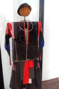 Woman's outfit, Hmong (Hmong Han) - Vietnam Museum of Ethnology - Hanoi, Vietnam - DSC03134