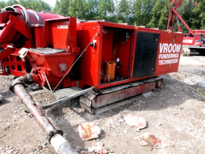 Woltman RBP-90 crawler based concrete pump pic3