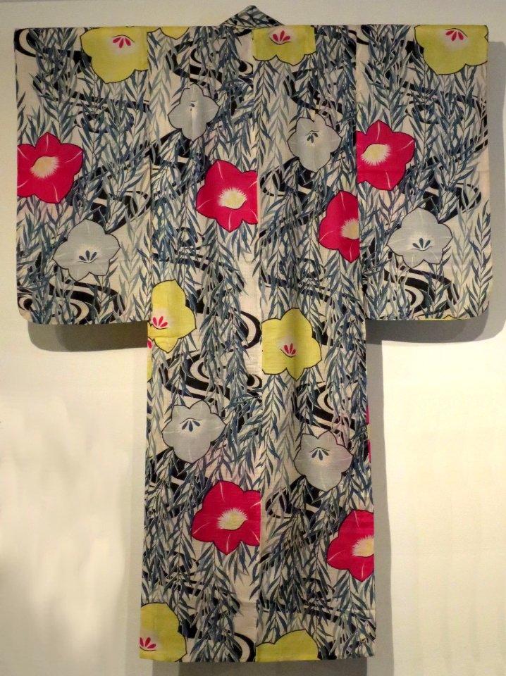 Woman's kimono, Kansai, Honolulu Museum of Art 7950.1