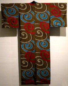 Woman's kimono, Kansai, Honolulu Museum of Art 7948.1