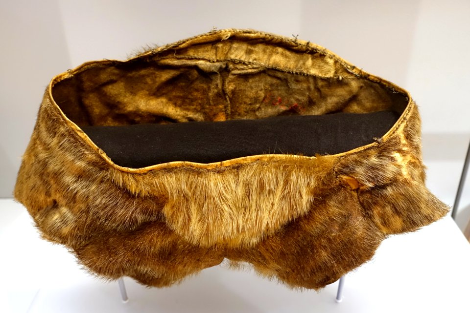 Woman's trunks, Eskimo, Greenland, collected by Robert Peary, sealskin - Native American collection - Peabody Museum, Harvard University - DSC06087