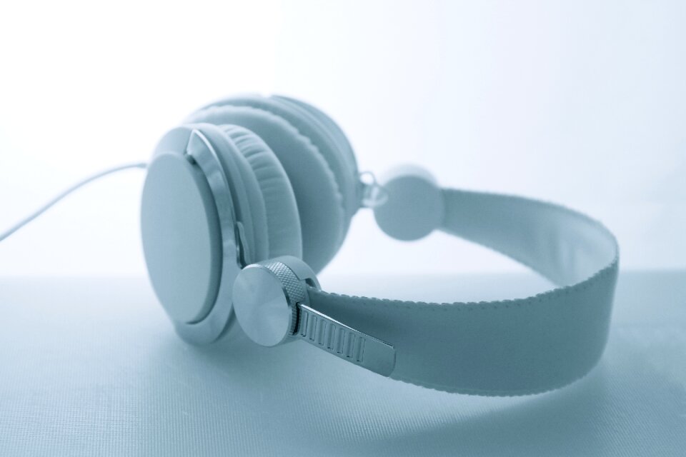Pulse white symphony