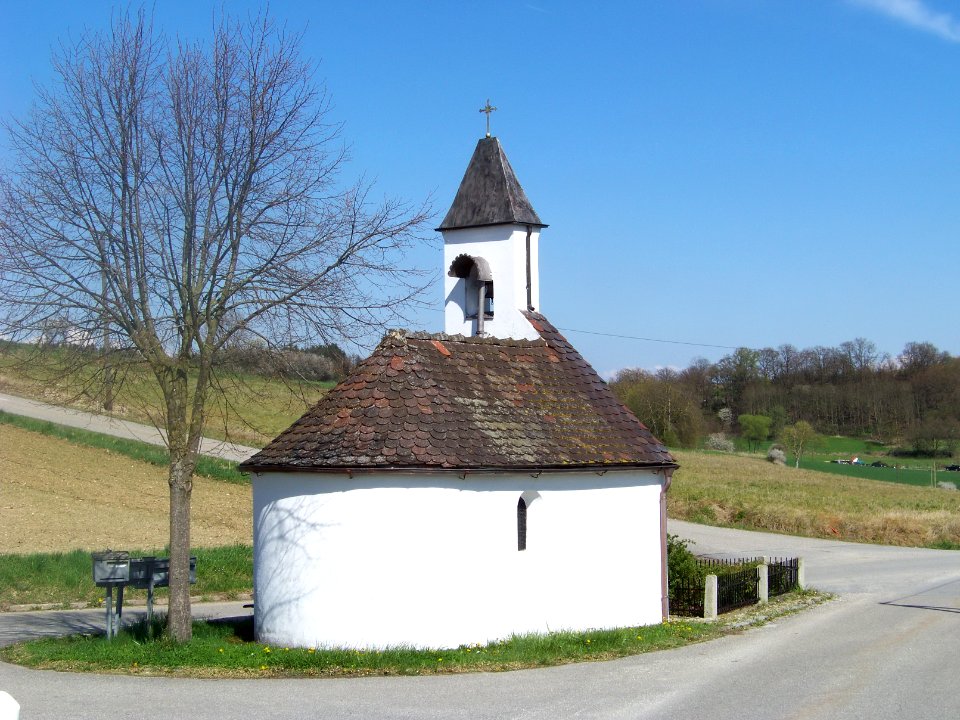 Wolfsacker-Kapelle-am-Kirschberg