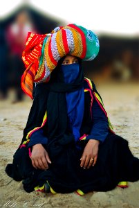 Woman Desert (205445655)