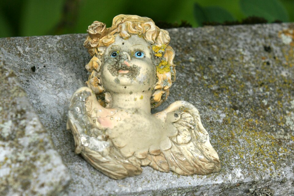Contemplative mourning peace